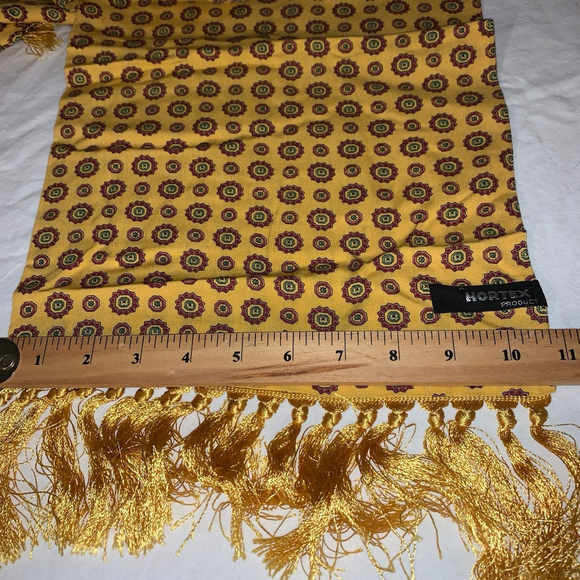 Women's Hortex Yellow Red Patterned Tassel Scarf One Size - Picture 3 of 4